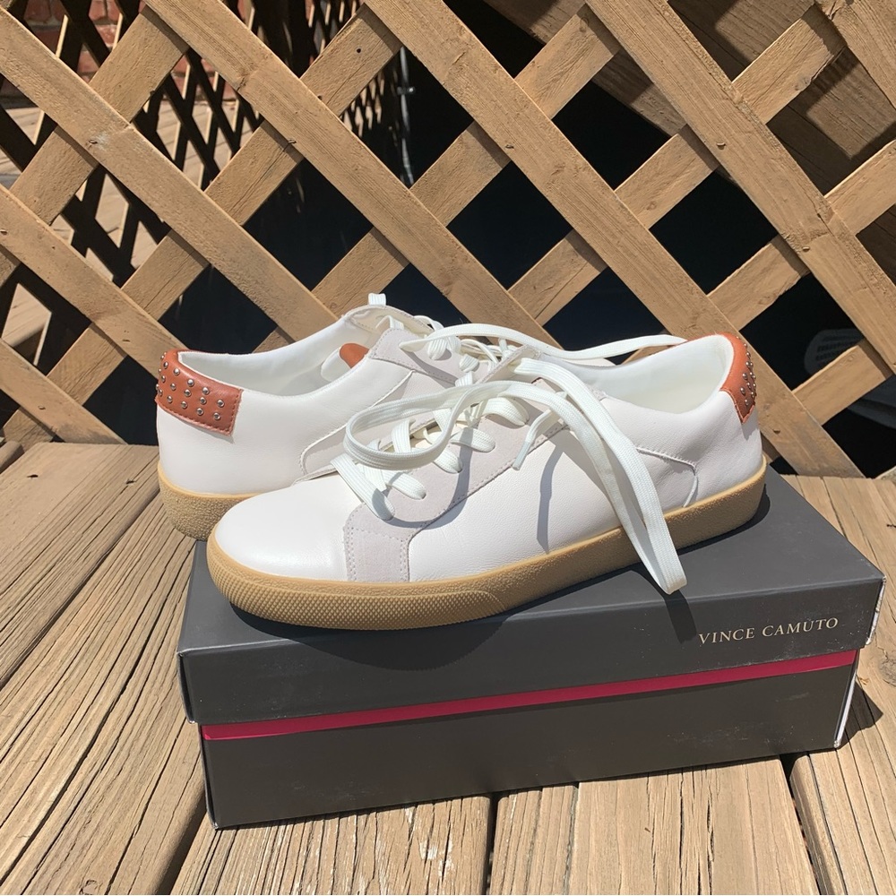 Vince Camuto White sneakers